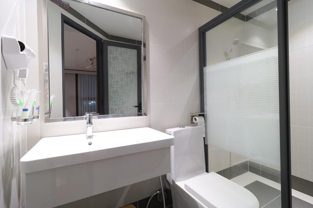 Reddoorz Plus & Cloud 9 Quang Trung Hotel Ho Şi Min Exterior foto